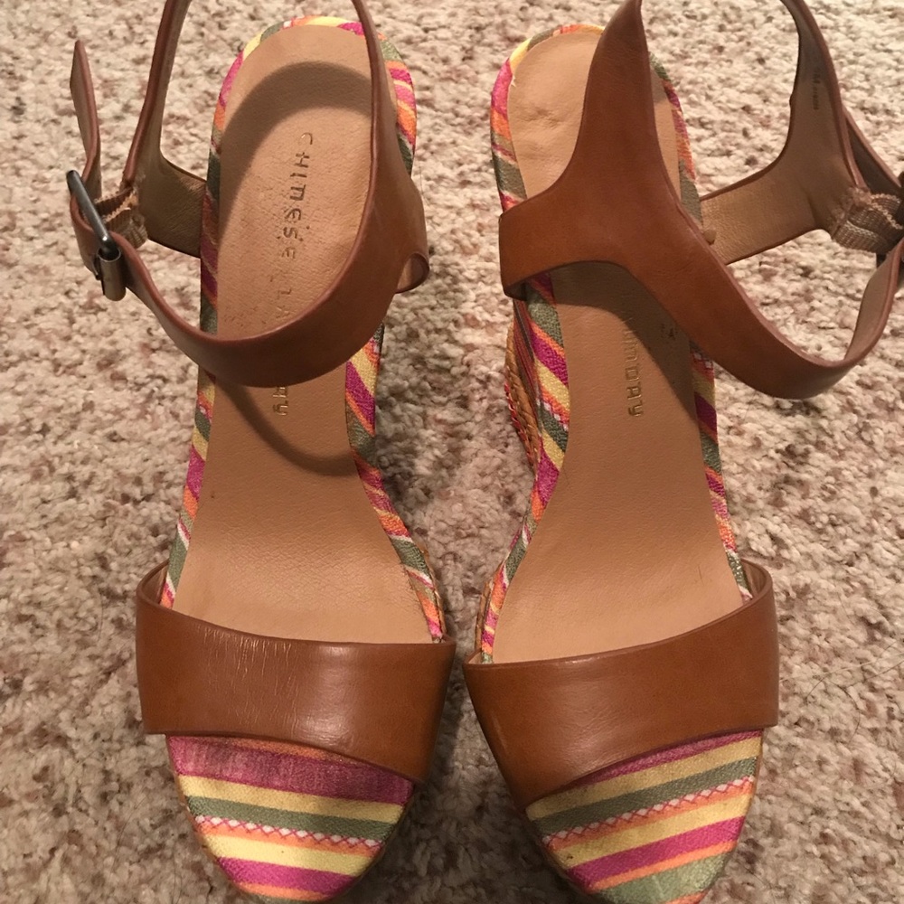 Just in time for SUMMER!!! Chinese laundry wedges